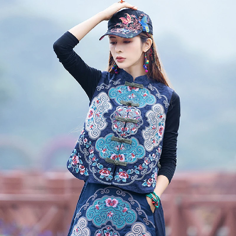 

Ethnic Style Women's New Embroidered Vest Coat Sleeveless Placket Top for Women