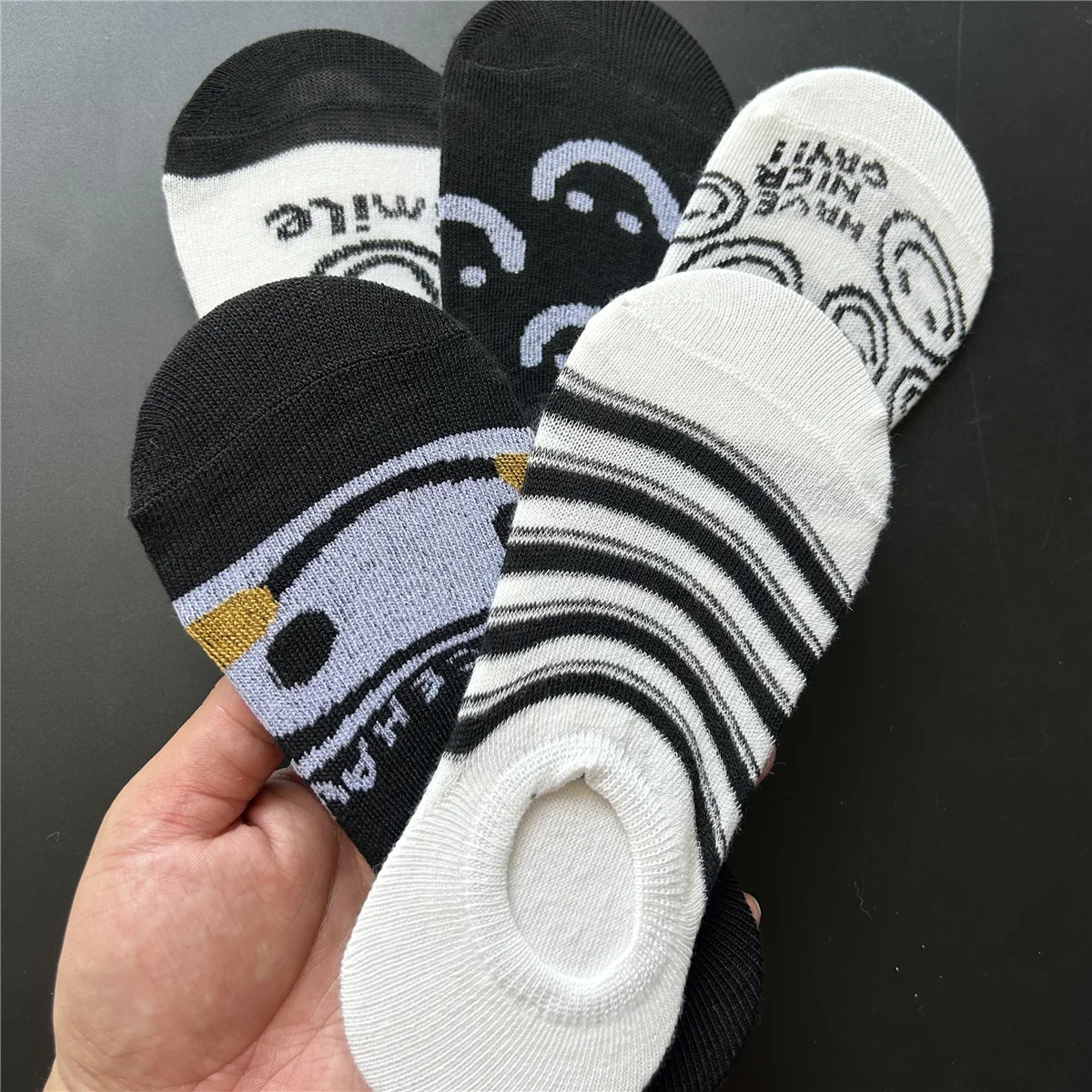 5 Paare kawaii Cartoon Frauen unsichtbare Socken koreanische lässige Männer flachen Mund kurze Socken Paar Socken