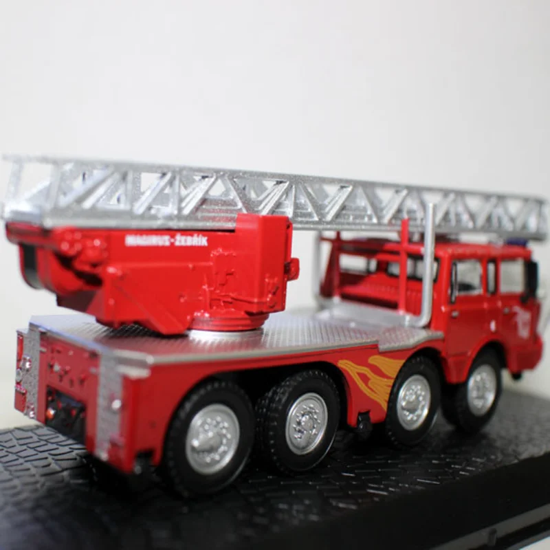 Diecast 1/72 Scale Fire Truck Magirus DL 44 Tatra 813 8×8 Ladder Alloy Car Model Collectible Toy Gift Souvenir Display Ornament