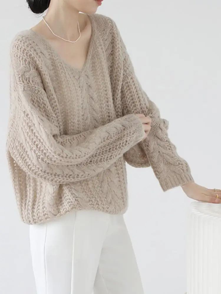 2023 New French Lazy Soft Glutinous Sweater Solid Early Autumn Thin Gentle Style V-neck Knit