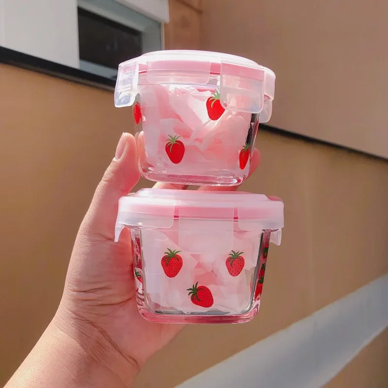 

Korean Strawberry Mini Sealed Box Sweet Girl Heart Glass Fruit Snack Box Small Capacity Fresh Box Jars with Lid