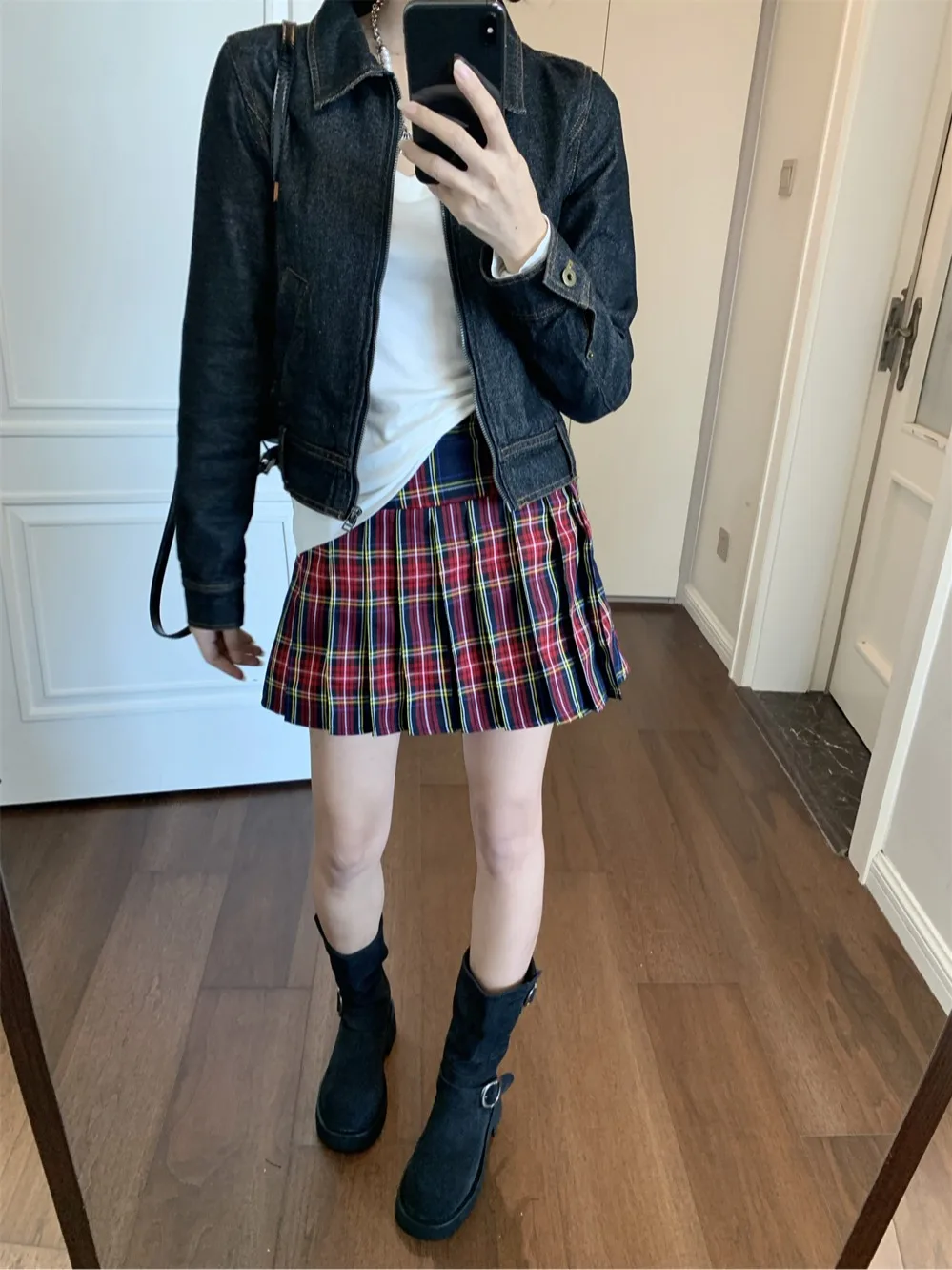 

Джинсовые пальто женские осенние лоскутные замшевые свободные брюки в клетку большого размера с завязками граффити плиссированные с открытой передней частью OL