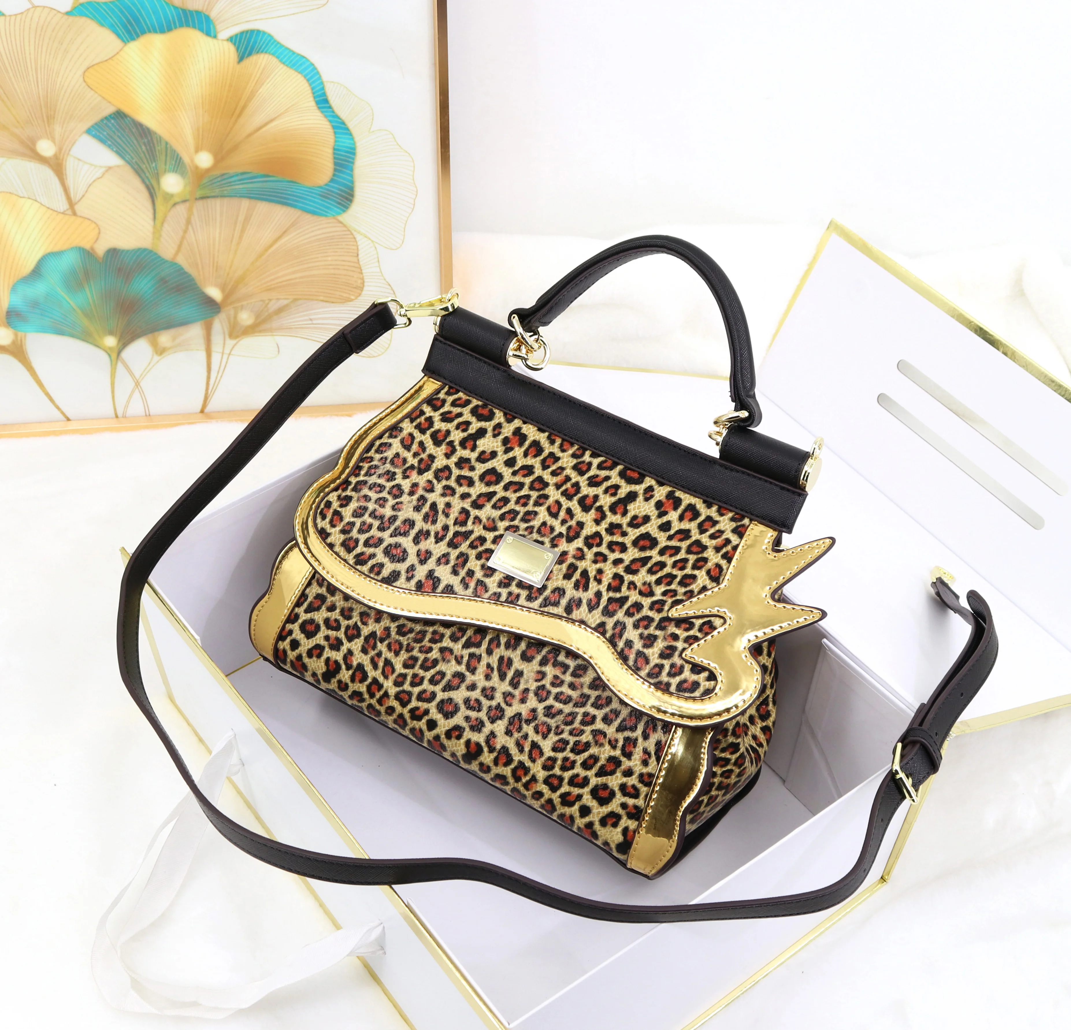 

Newest Fashion Leopard Print Quality PU Ladies Bag with Gold Lightning Designer Bag for Girls Luxury Women's Handbag Bag 30 cm