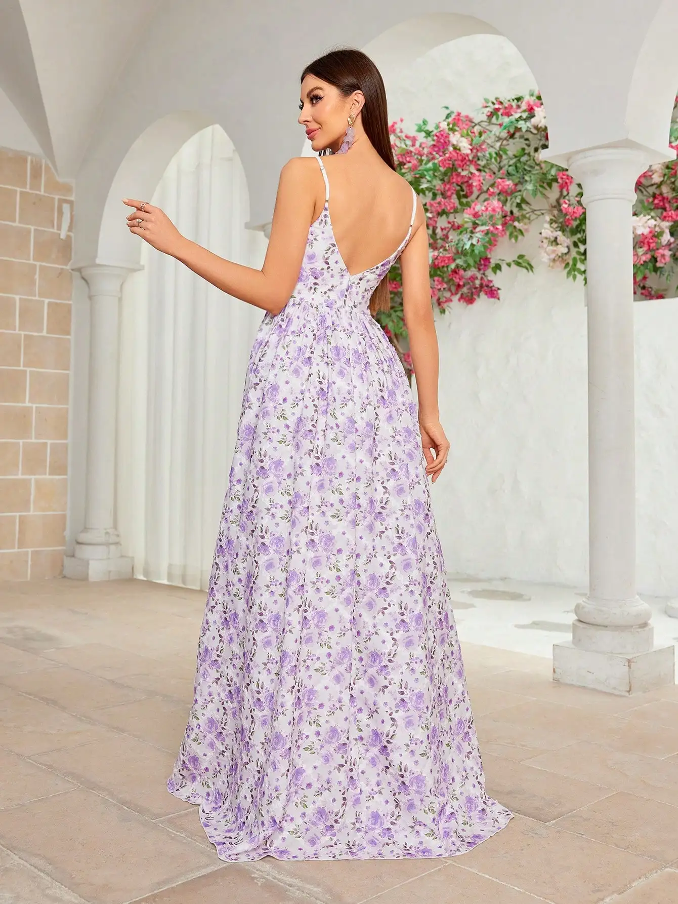 펜던트가 달린 MGIACY 로맨틱 플로럴 프린트 맥시 드레스