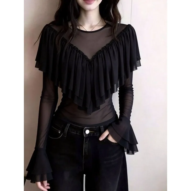 

French Black Ruffle Edge Splicing Long-sleeved Top Female Slim and Thin High-end Design Sense 2026