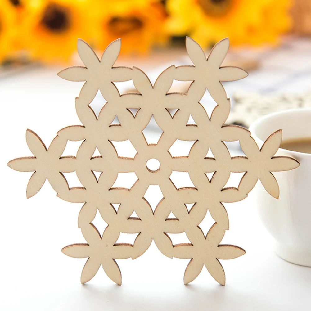 

6 Pcs Wooden Snowflake Coasters 12cm Wood Absorb Tabletop Beverage Beer Coffee Decorative Gift
