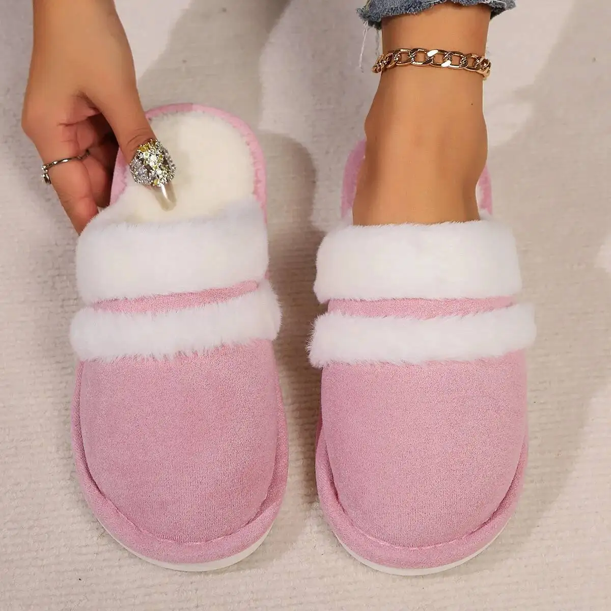 

Home Slippers Fur Patchwork Slippers Fleece Cuffed Thick Soled Home Shoes Plush Indoor Household Slippers For Women & Men