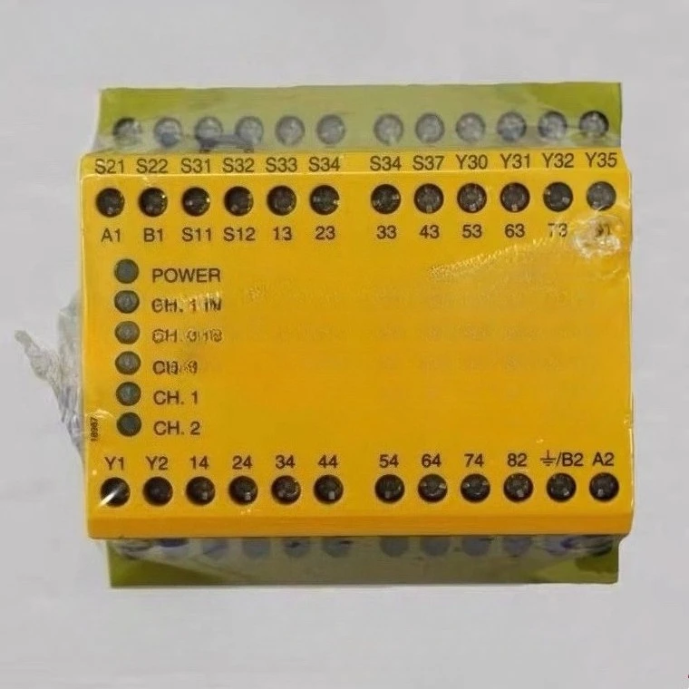 

реле безопасности PNOZ 11 24 В переменного тока 24 В постоянного тока номер заказа 774080