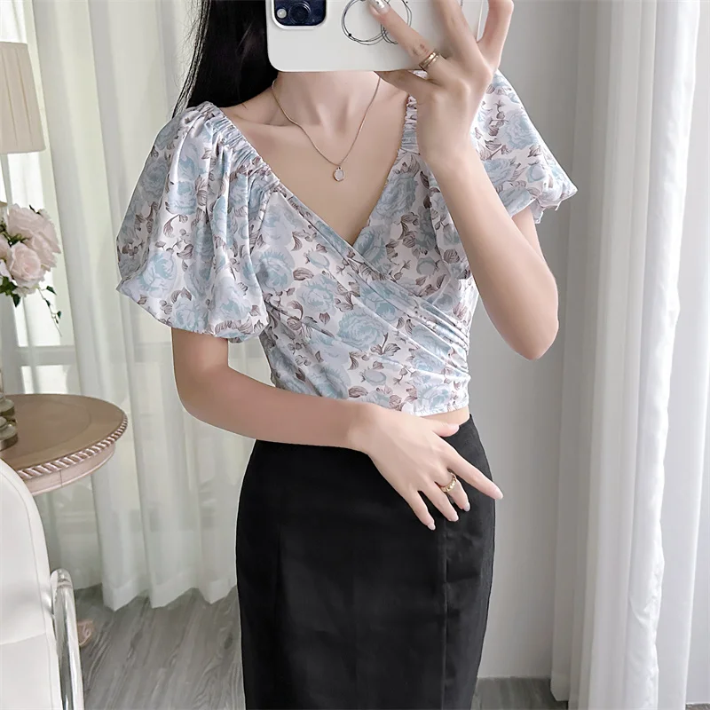 High Temperament Style Summer Floral V-neck Women T-shirt  Short Sleeve Tops Crop Tops Tees Fashion Trends Clothing for Female