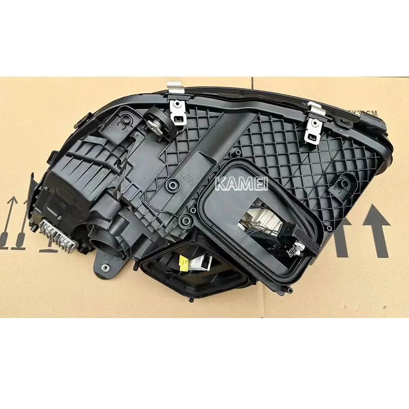 Adequado para Mercedes Benz Classe C W205 Original com faróis geométricos multifeixe