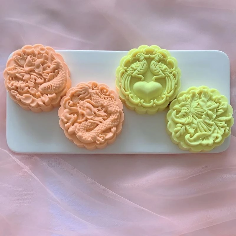 W8EA DIY 3D Mooncake Mold Set Dragons Fish Patterns Plastic Moon Cake Mold