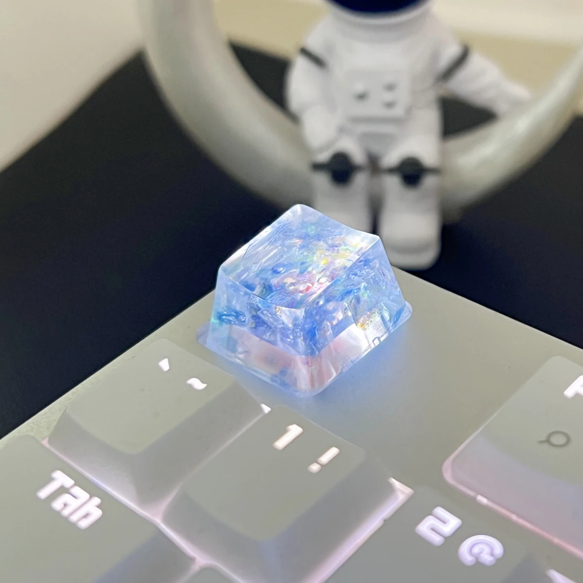 kk-cokio 1Pcs High Quality Hot Sale Colorful Translucent Key Caps Cross Shaft Mechanical Keyboard Keycap