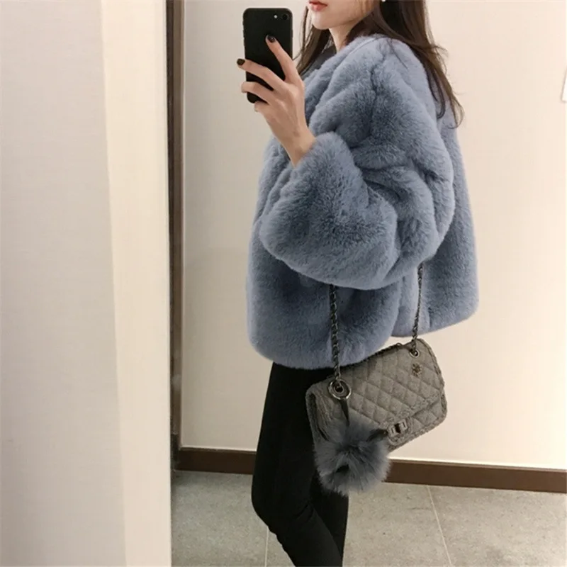 Sky Blue Short Faux Fox Fur Jacket Women Winter Fluffy Coat 2024 New Long Sleeves Plush Fur Coats Artificial Overcoat Streetwear