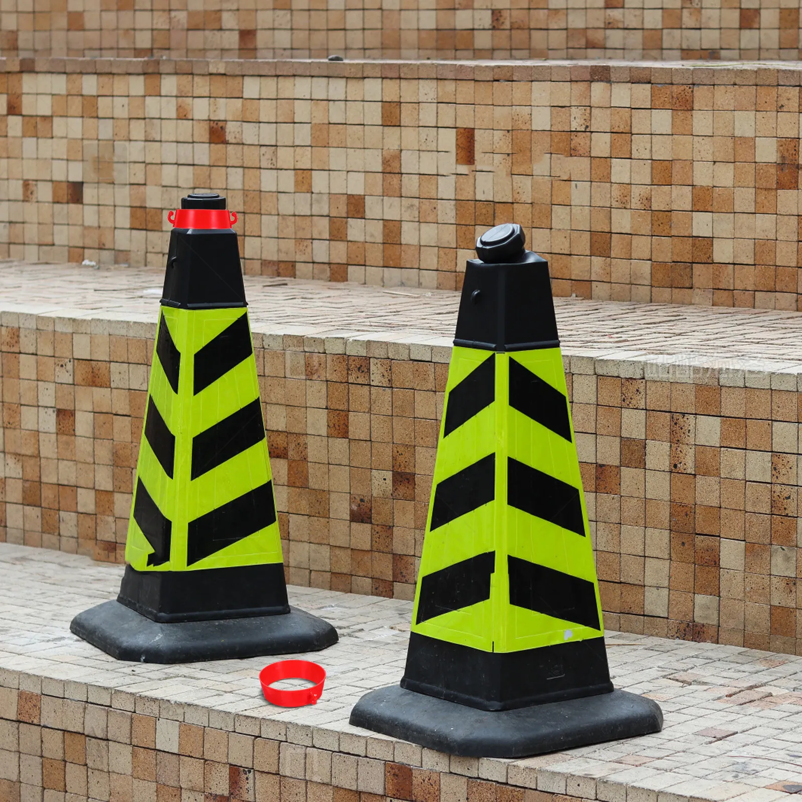 

10Pcs Traffic Cone Accessories Chain Link Connector Ring Design for Safety Barrier Chain Parking Lot Roadway