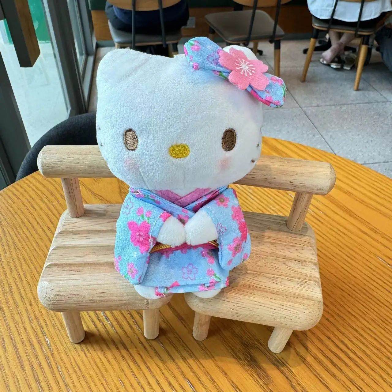 10 cm Hello Kitty stile giapponese Kimono peluche bambola giocattolo portachiavi Kawaii Cartoon Kt Cat zaino fascino decorazione regali
