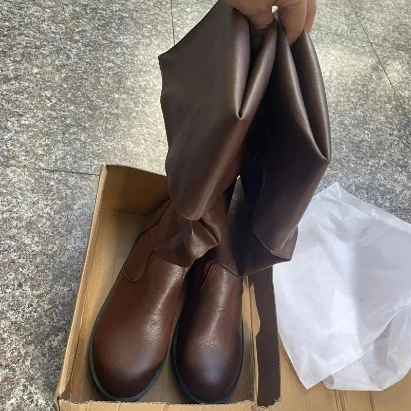 Stivali medievali in pelle PU da uomo Calzature rinascimentali vintage piatte retrò di grandi dimensioni