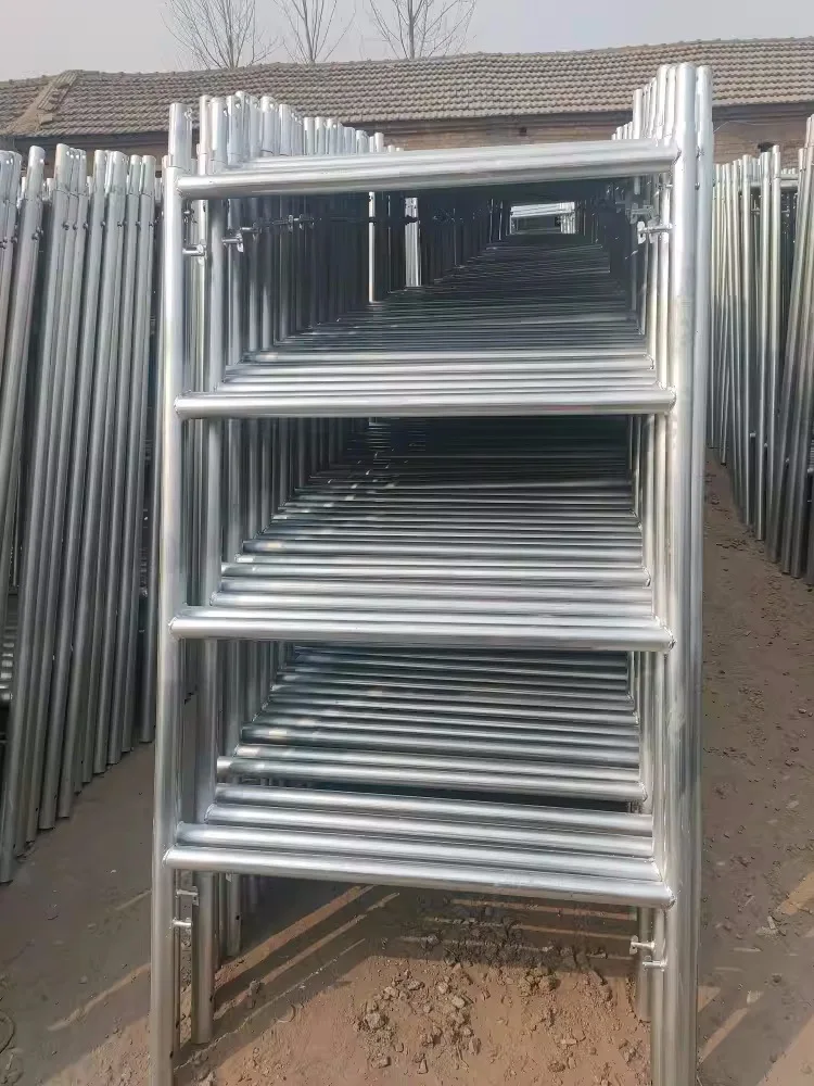 إطار سقالة متنقل من الفولاذ بتصميم صناعي مع عجلات مجلفنة لبناء المباني