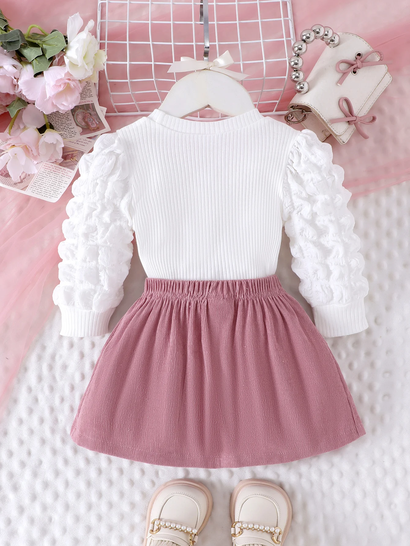 2PCS Winter New Style For 0-3 Year Old Girls, Comfortable Sweet And Cute Bubble Sleeves, Love Chapter Top + Pink Short Skirt Set