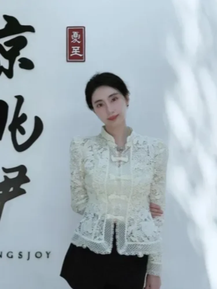 

White Lace Printed Shirts Tops Women Full Sleeve Hollow Out Single Breasted Patchwork Blouse 2025 Lady Fashion Shrug Shirts