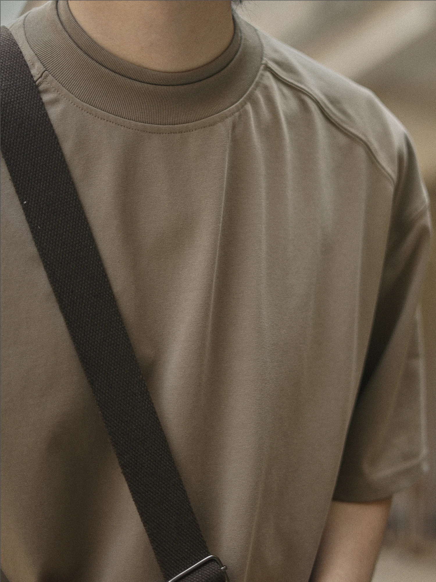 

Loose Fit Retro Short Sleeve Double Collar T-Shirt Unisex Pure Color Versatile Trendy Melaide Color Scheme Men Women T-Shirt