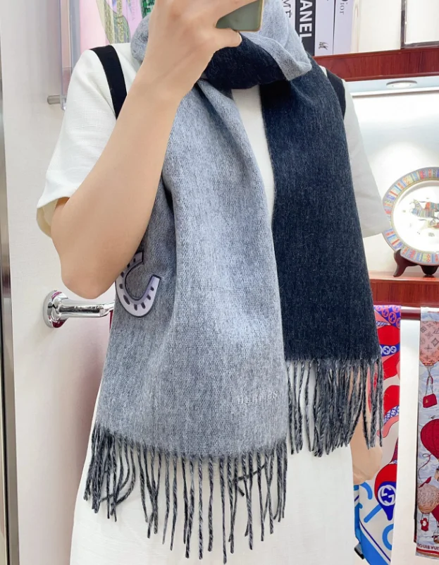 HOT Solid Color Plain 100% Wool Scarf With Tassel Women Man Winter Warm Neck Scarves Shawl Luxury Brand Female Cashmere Scarf