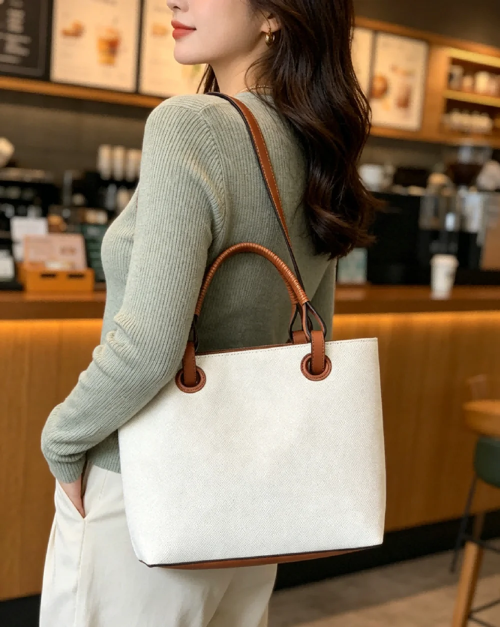 

Hot Selling Light Luxury Sewing Thread Zipper Women's Handbag High Quality Fashionable Commuting Women's Shoulder Bag
