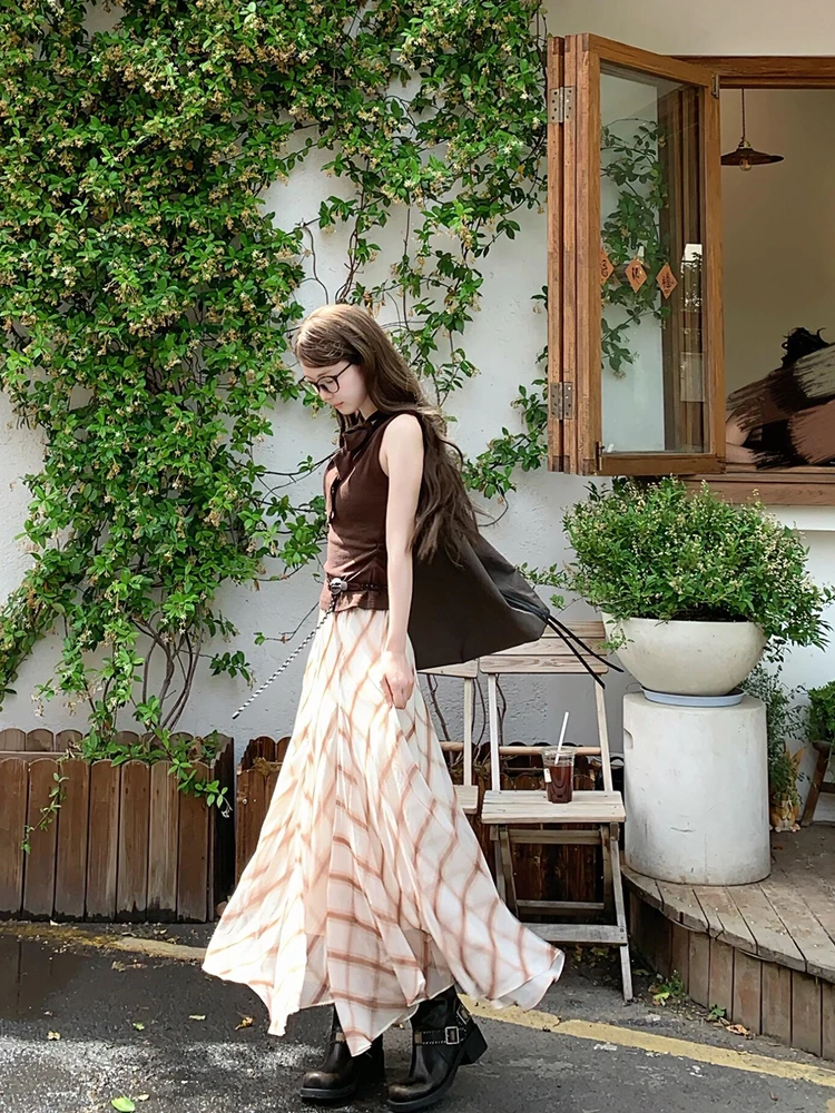 패셔너블한 레트로 디자인 매듭 끈 민소매 조끼 여성용 여름 2025 캐주얼 다용도 탑 우아한 드레이프 트위스트 매듭 스타일