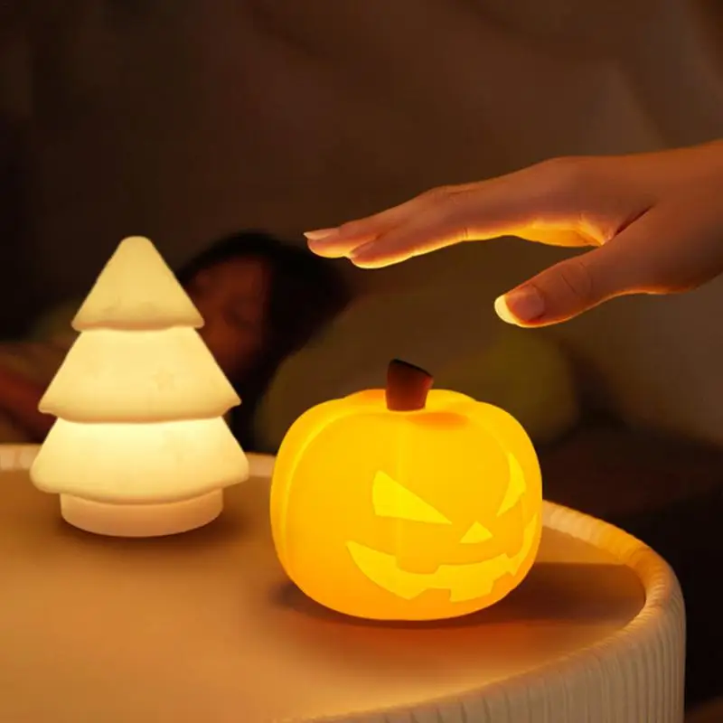 

Halloween Led Table Lamp Pumpkin Silicone Pat LightLight For Desk Bedroom BedheadLights Descoration Halloween Cute Kid Gifts