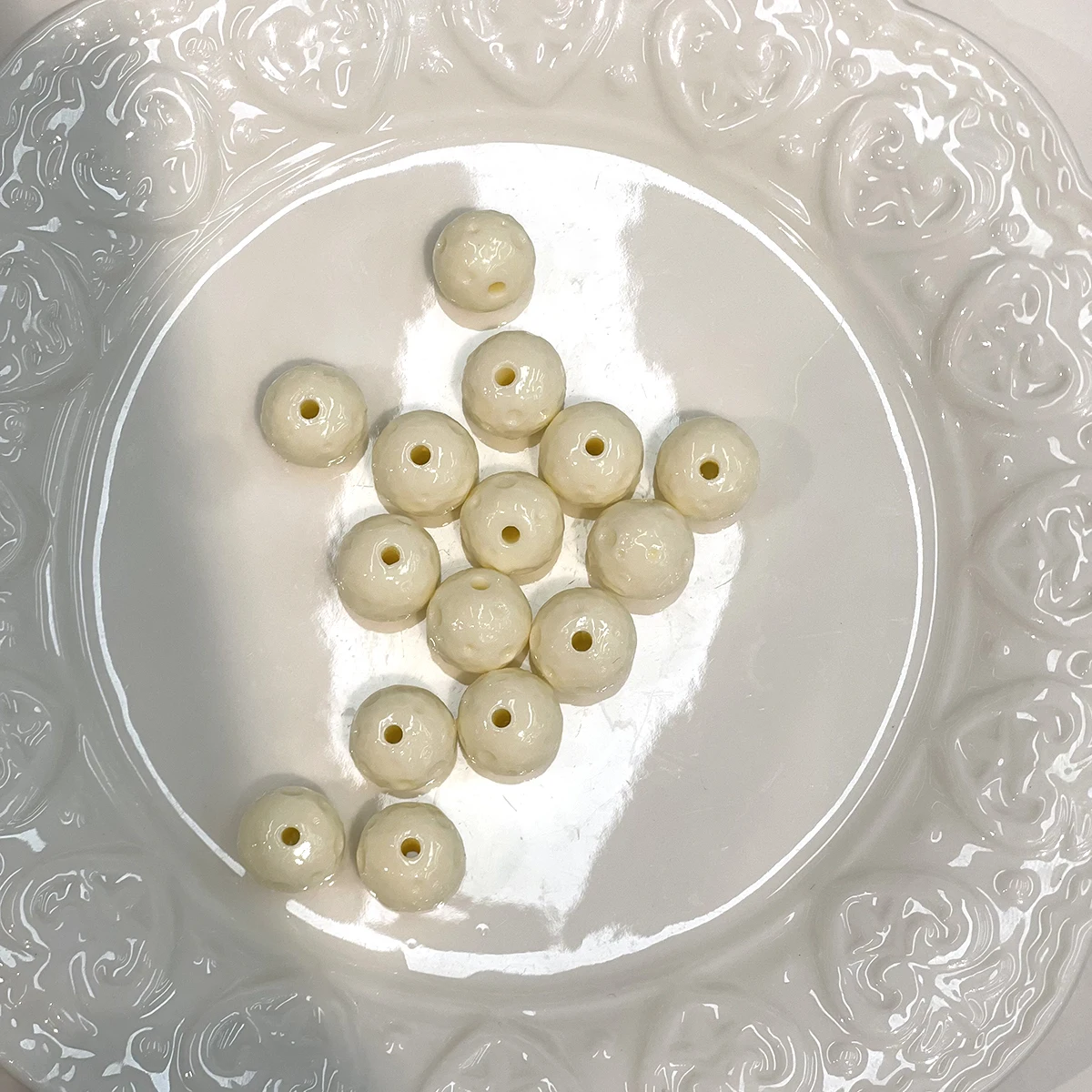 10PCS Various Shapes Through-Hole Loose Beads Natural Seashells Semi-finished Beads for Jewelry Making DIY Necklaces Accessories