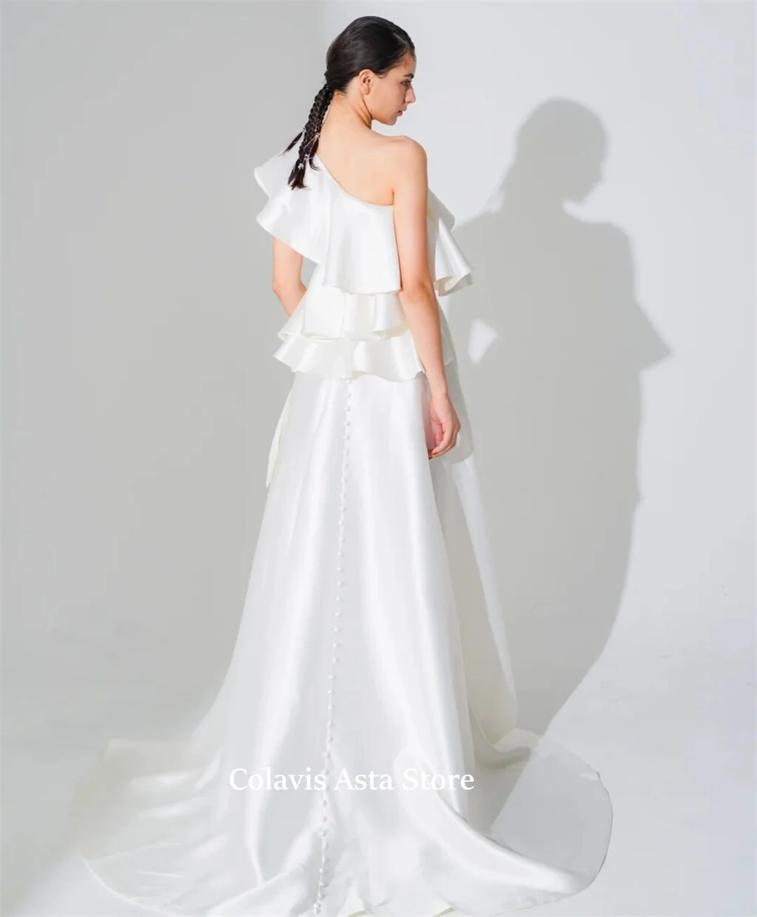 Japan Style Customized Tiered Wedding Dress Korea A-Line Short Sleeves White Satin Bride Dresses Open Back Bridal Gowns