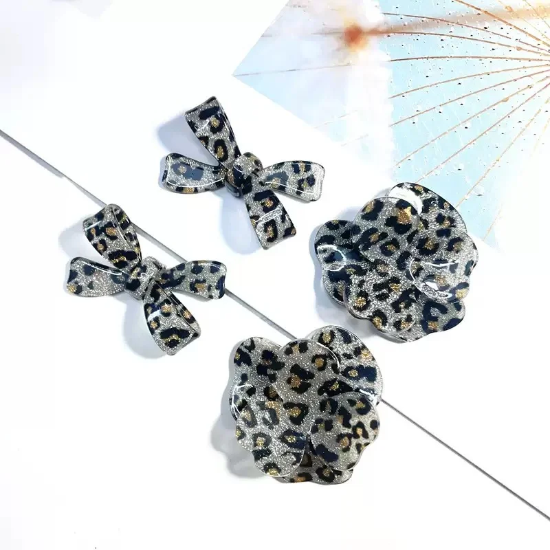 

Минимальный заказ, 20 шт./лот, цветной леопардовый узор, мультяшные цветы, бант, акриловые бусины, ювелирные изделия «сделай сам», аксессуары для волос, одежда