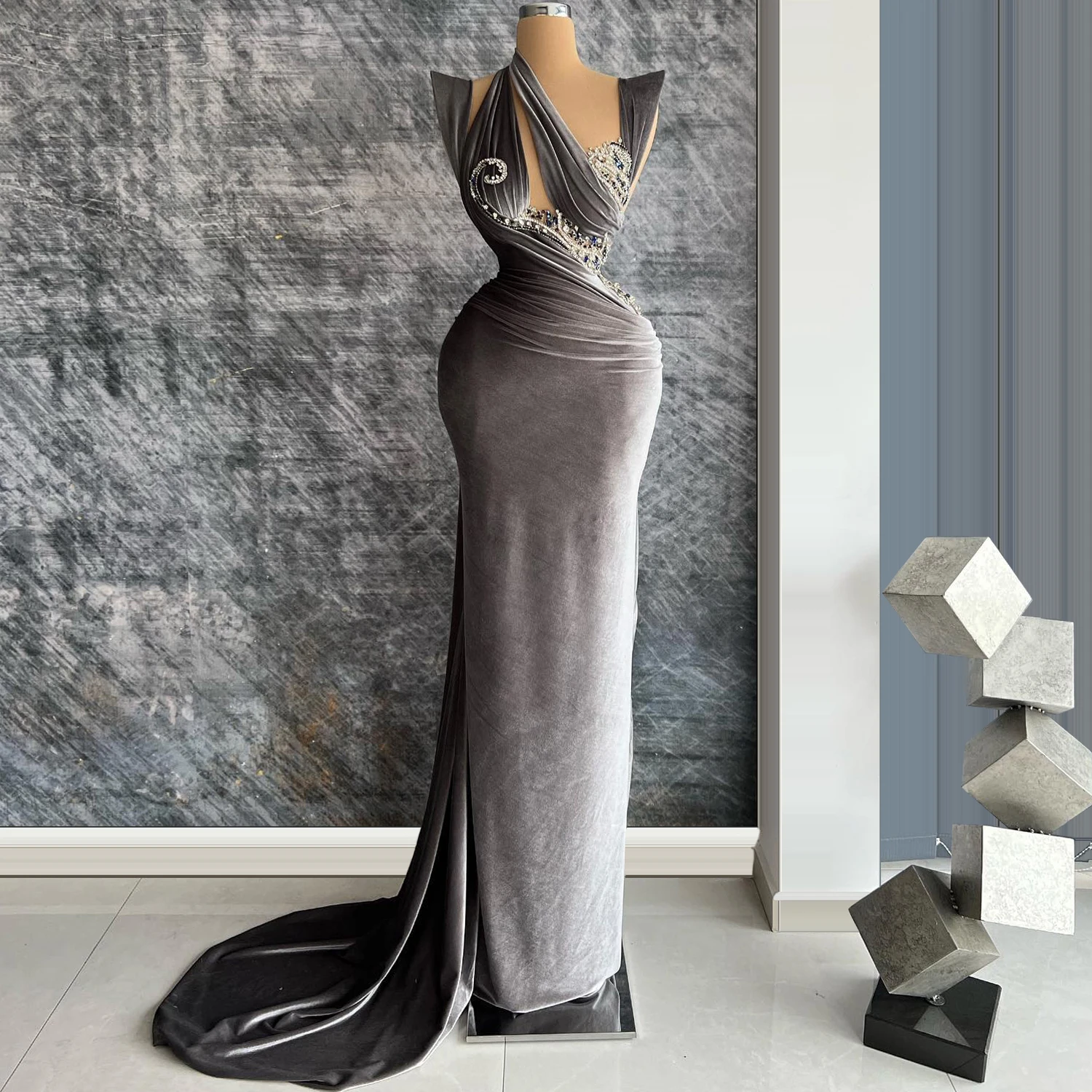 

New gray velvet evening gown women's banquet dress crystal pleated dress with train dresses for special occasions