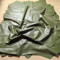 Pelle di pecora verde militare da 0,3/0,5 mm. Pelle di primo strato. Tessuto in vera pelle. Fai da te fatto a mano per vestiti. Gonna in pelle. Tutta la pelle di pecora