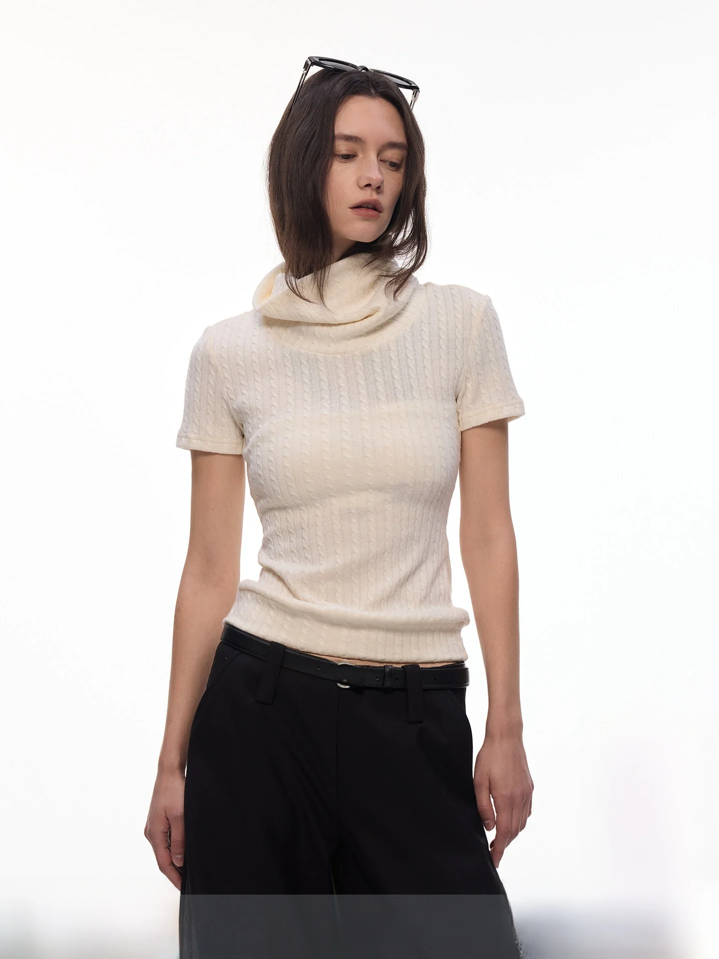 

Slimming High Collar Short Sleeve Women's T-Shirt Billconch Vintage Style Knitted Cotton Polyester Nylon Blend Spring 2026