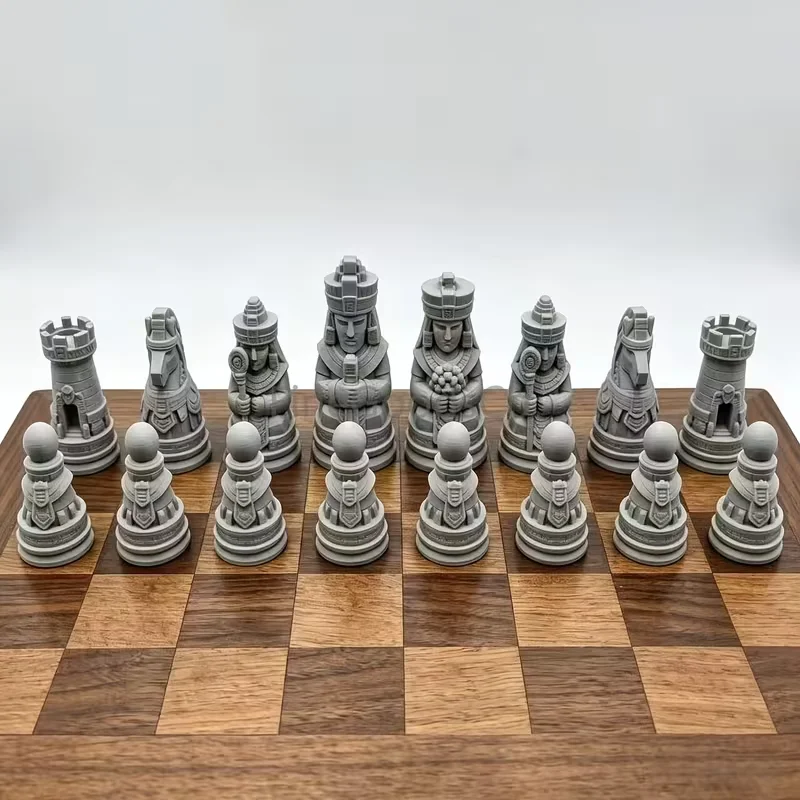 16 Pcs Ancient Lost Mayan Empire Chess Set - Detailed Sculpted Chess Desktop Decorative Ornaments