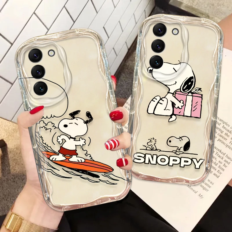 Cute Snoopy Lively For Samsung S24 S23 S21 S20 Ultra Plus FE A73 A72 A71 A51 A05S A05 5G Wave Oil Cover Phone Case