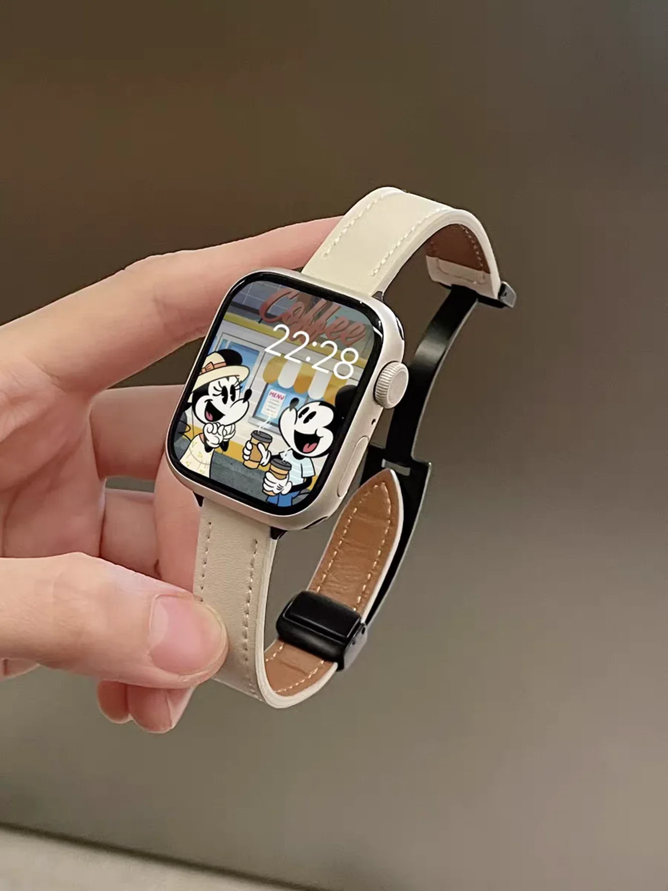 upscale Magnetic Leather loop Slim Correa For Apple Watch band Series 38mm 40mm 41mm 42mm 44mm 45mm 46mm 49mm Strap