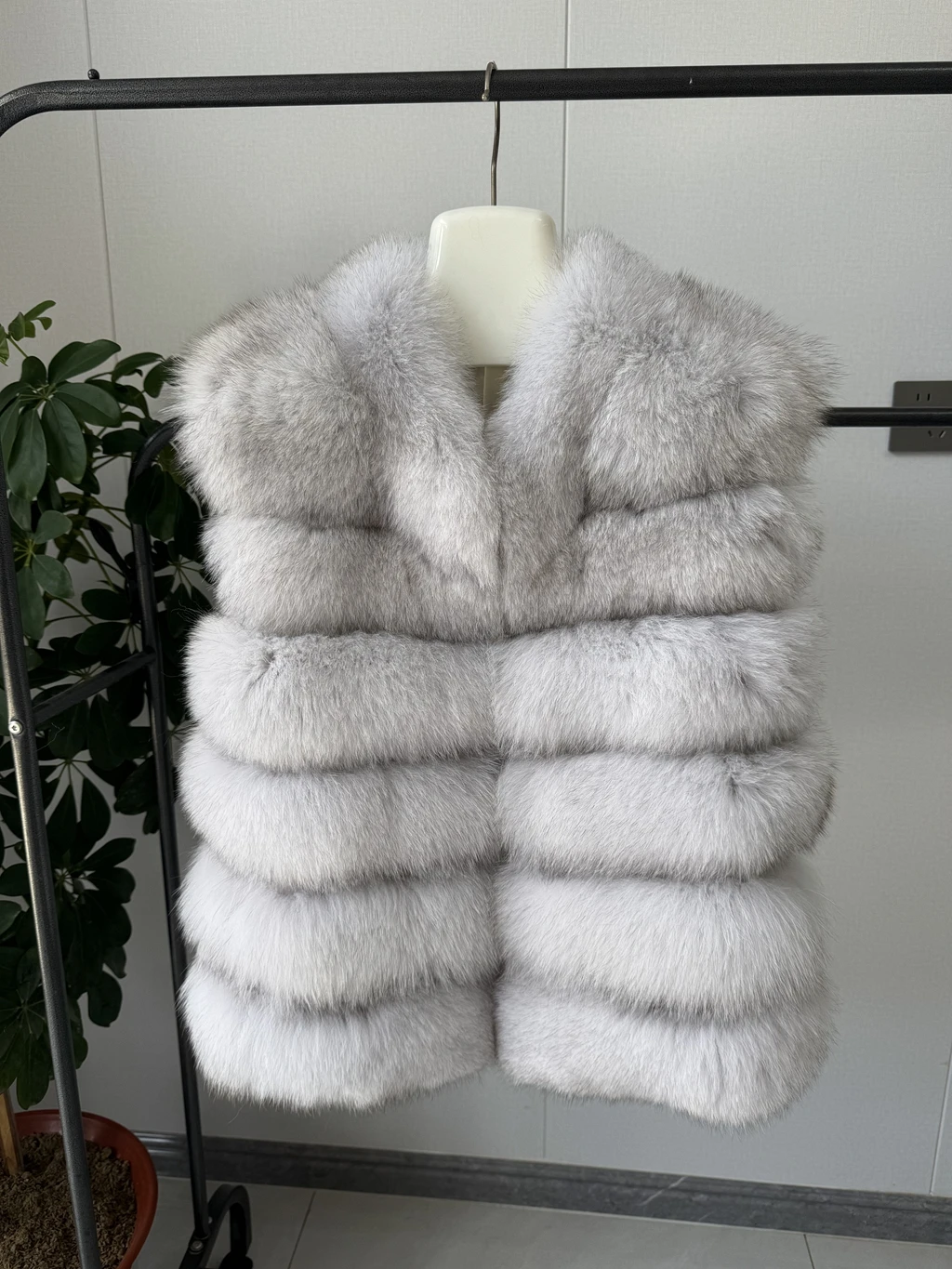 2026 NEW style Fox Fur Coat Real Winter New Outwears Women's Fashion Luxury Jacket High Quality Clothing Natural And Stand Colla