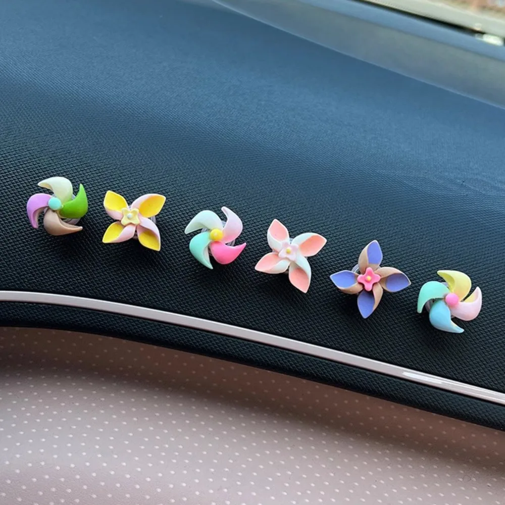 

6pcs Small Car Windmill Ornaments Cute ABS Windmill Rotating Gyroscope Candy Color Center Console Ornaments Girls