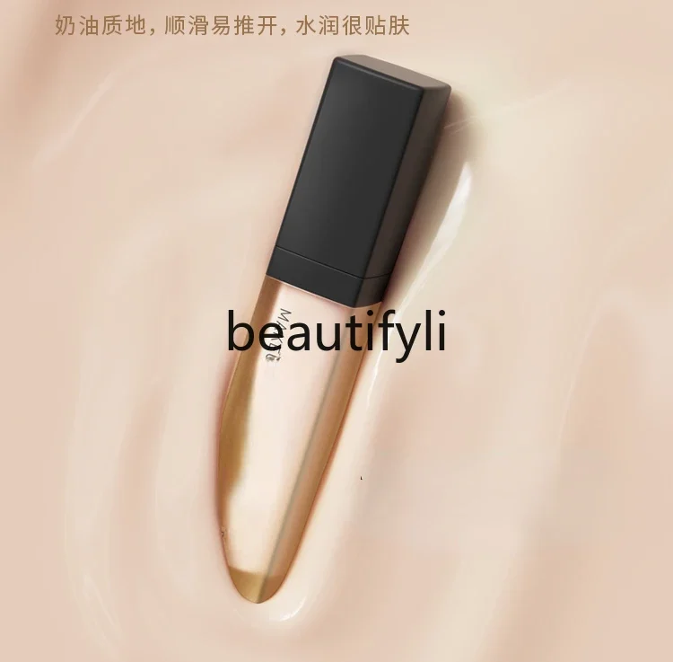 

Concealer pen covers facial spots, dark circles, acne marks, moisturizes and lasts for a long time without taking off makeup