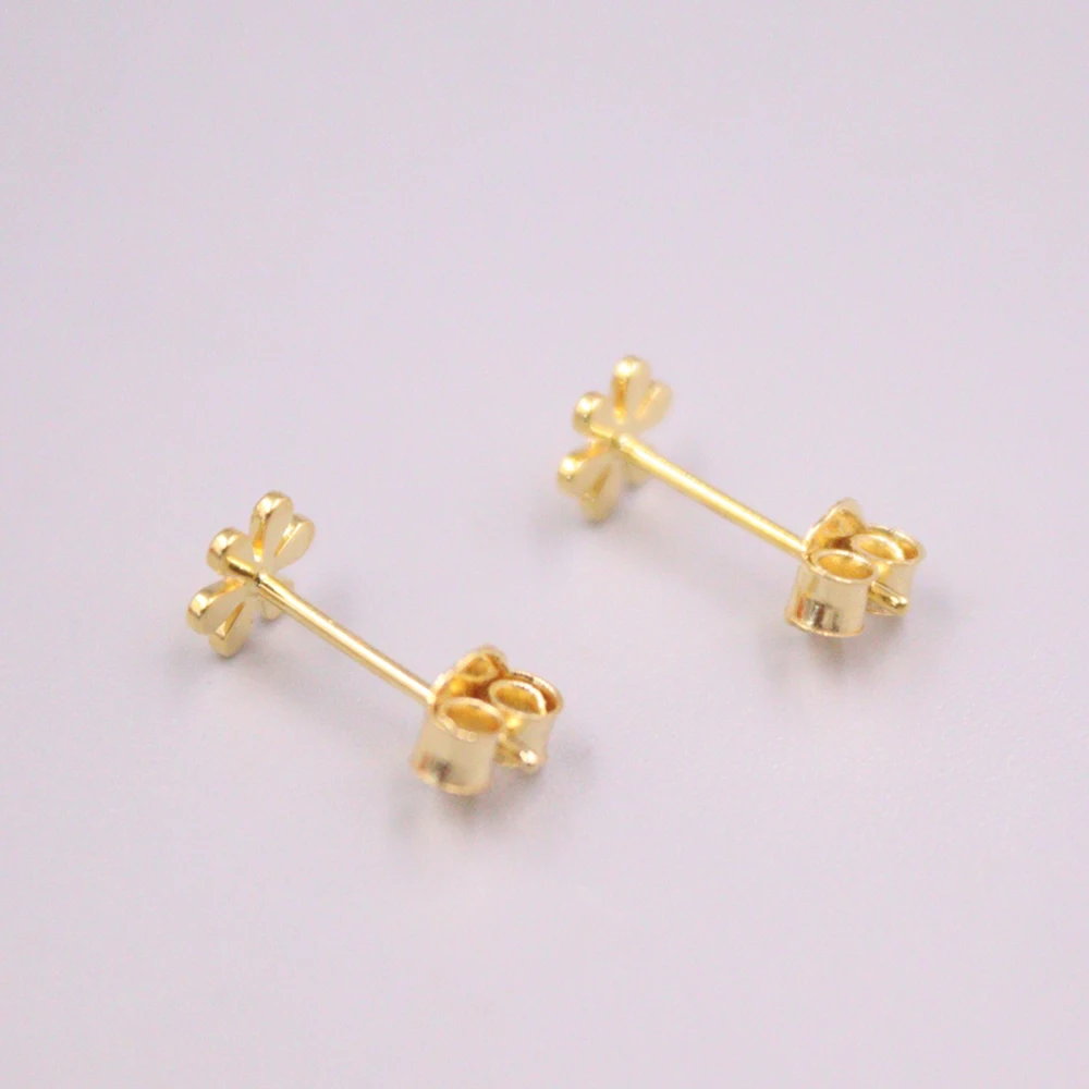 Real Pure 18K Yellow Gold Stud Women Lucky Smooth Flower Small Earrings 0.81g