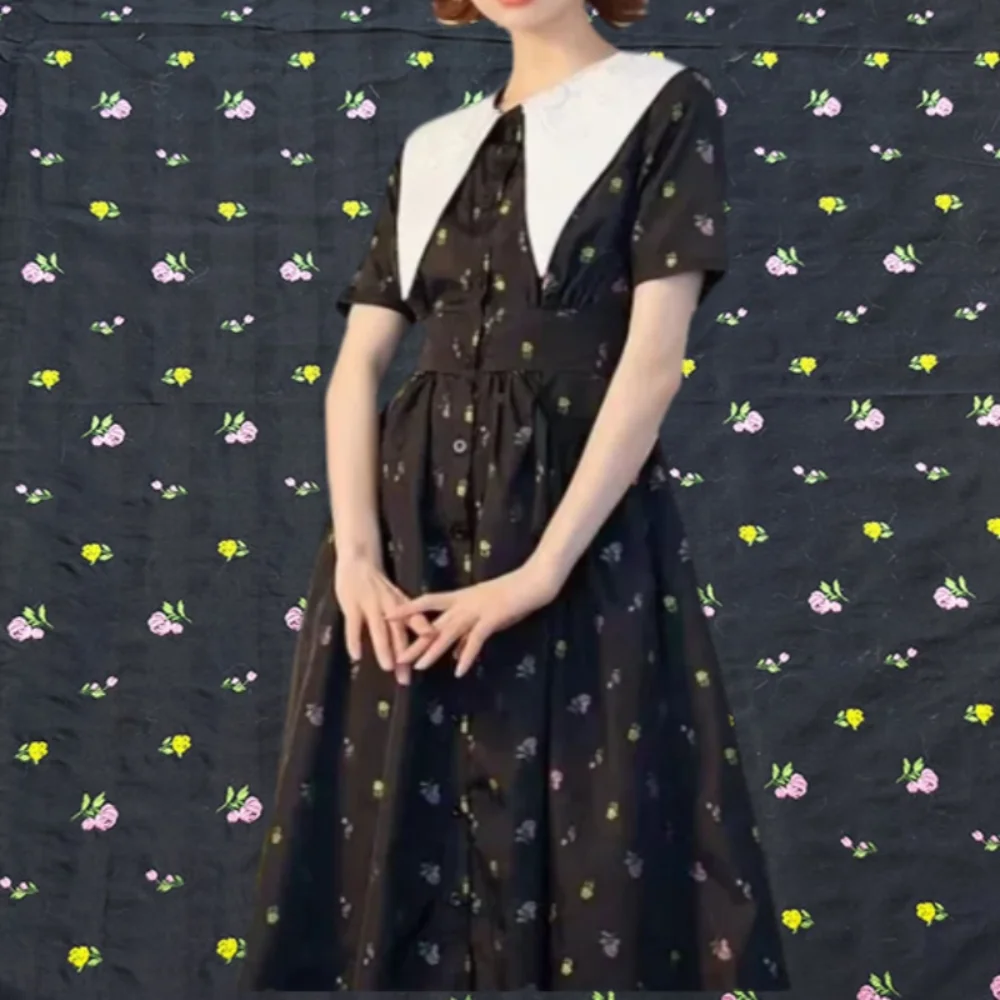 

Yarn Dyed Brocade Jacquard Fabric Small Flowers Spring Autumn Dress Windbreaker Clothing Brand Fashion Design Wholesale Cloth