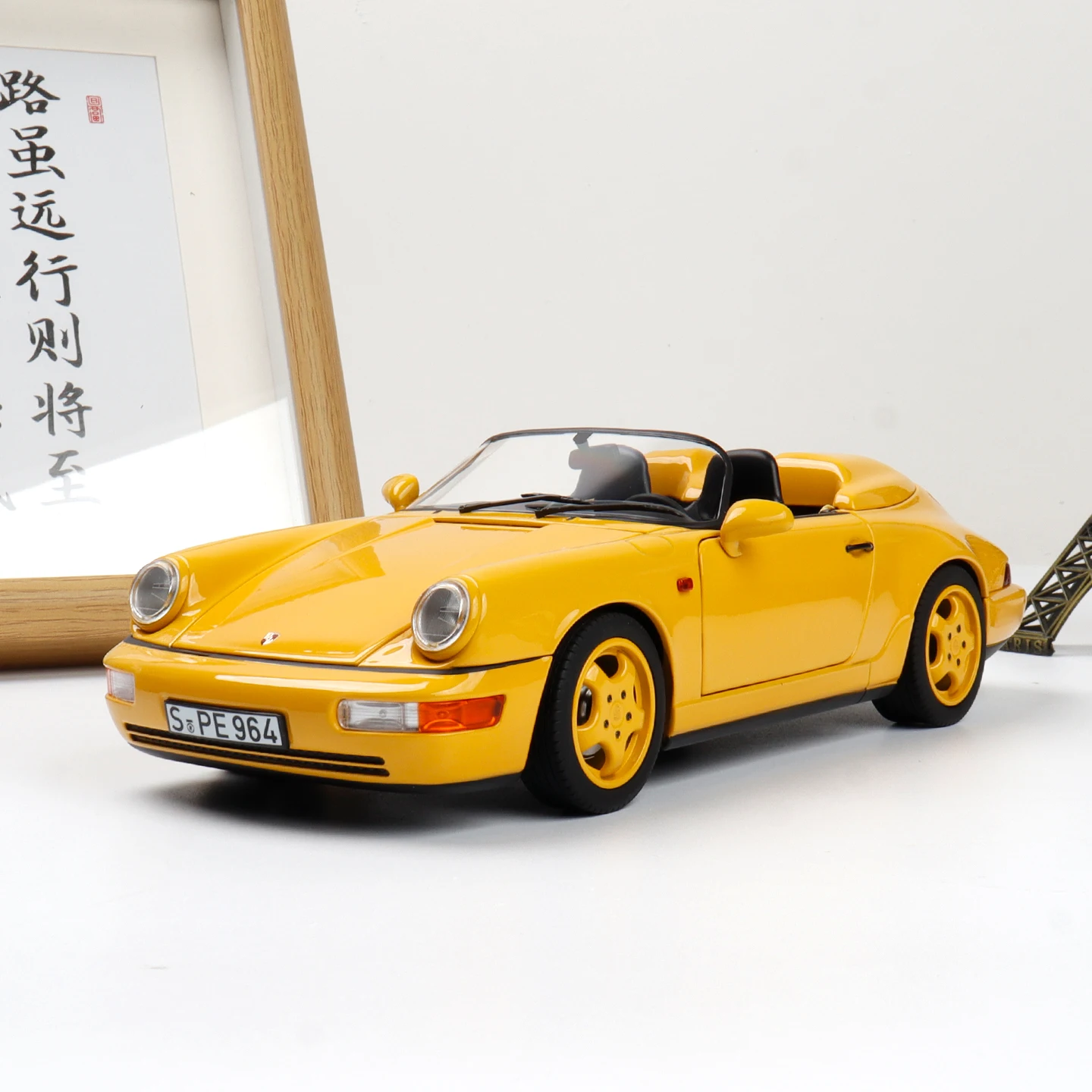 Norev 1:18 1:18 Die-Cast Car Porsche 911 964 Speedster 1993 Imitation Alloy Car Model Metal Miniature Car Yellow Collection Cars