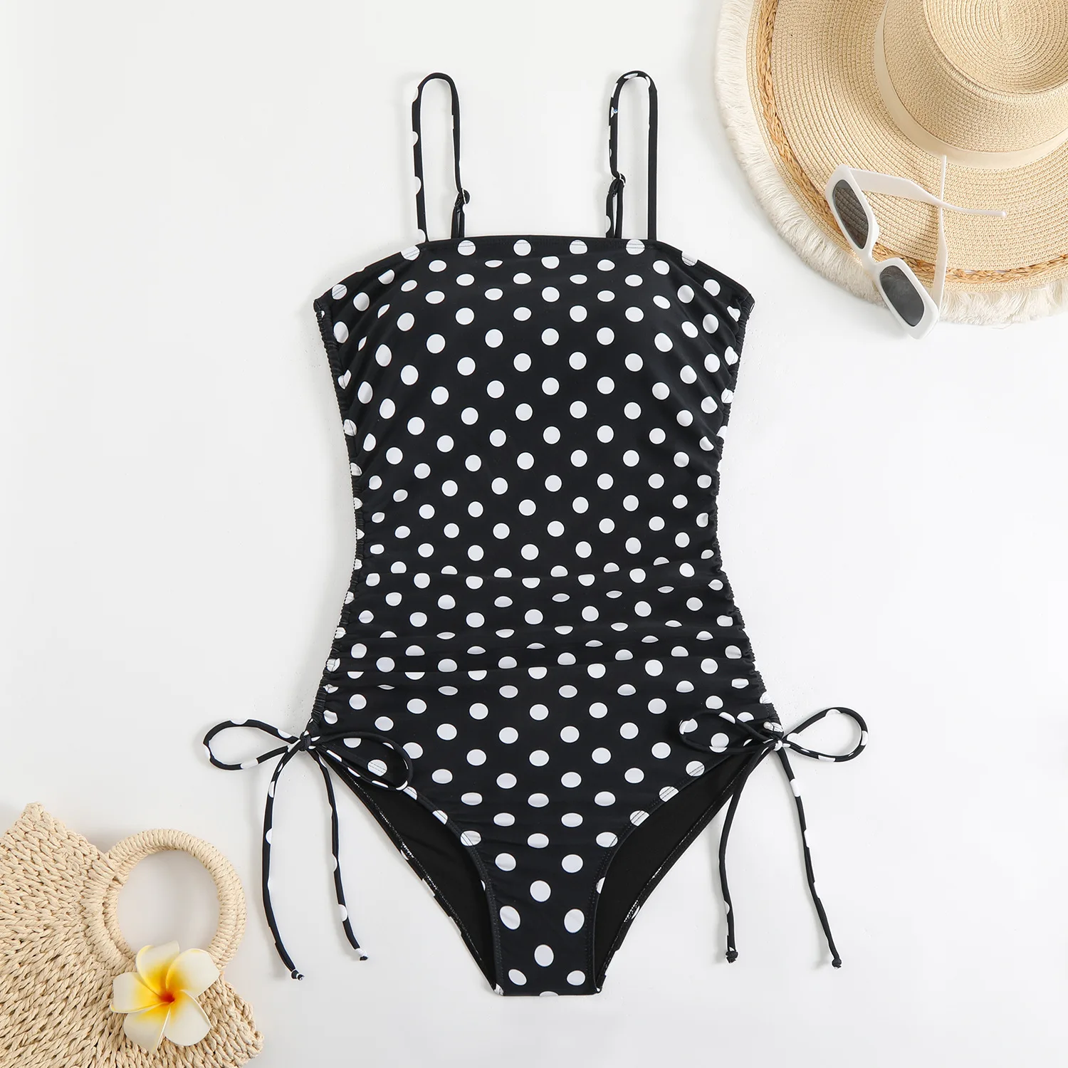 

2025 New Arrival Retro Polka Dot One Piece Swimsuits for Women Bandeau Swimwear Female Bathing Suit Monokini Padded Bodysuit