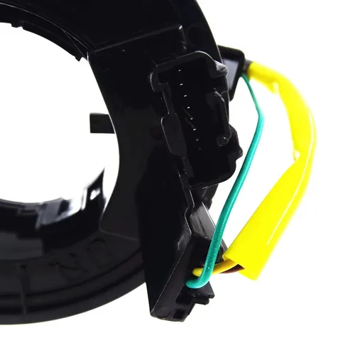 Imagen 2 del producto La bobina multifunción para volante de coche CL0465RS08599 es adecuada para el nuevo Isuzu D Max 2015 UP.