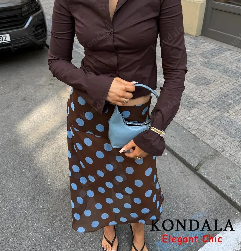 KONDALA أنيقة الأزرق البولكا نقطة تنورة المرأة غير المتكافئة الشيفون ميدي تنورة 2025 الصيف موضة العطلات تنورة سيدة عادية