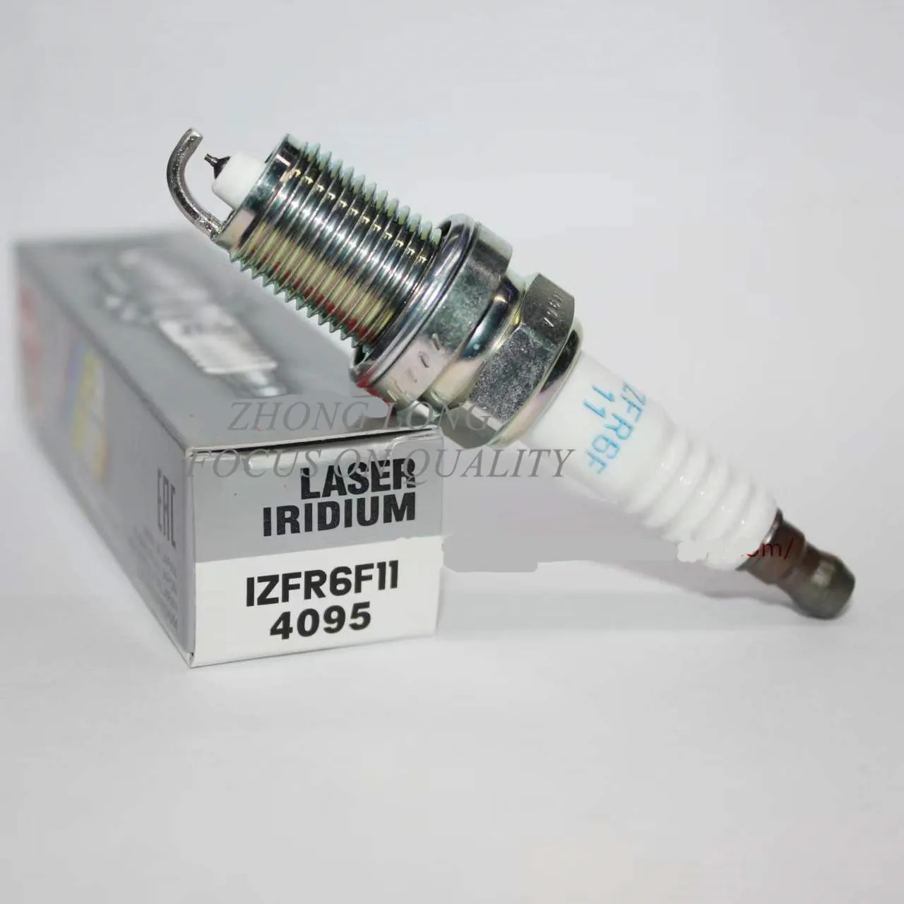 4 PCS Iridium platinum spark plug IZFR6F11 4095 suitable for Siming eighth generation Civic Fumeilai hippocampus S7 Accord