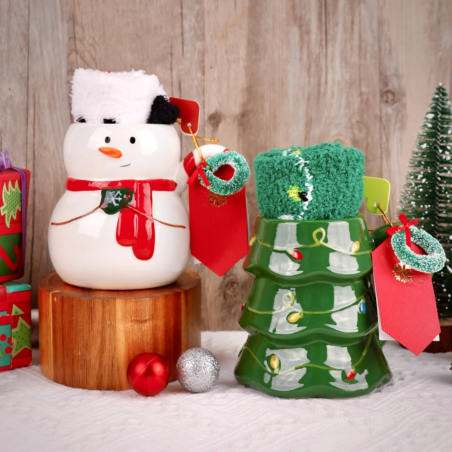 

2026 New 3D Cartoon Cute Snowman Christmas Tree Ceramic Coffee Mug & Socks Novelty Decorative Drinkware Xmas Christmas Gift Set