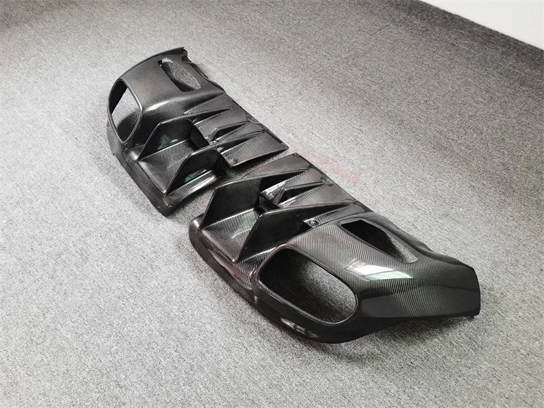 DMC STYLE CARBON FIBER REAR DIFFUSER REAR LIP FOR FERRARI F12 BERLINETTA 2013+