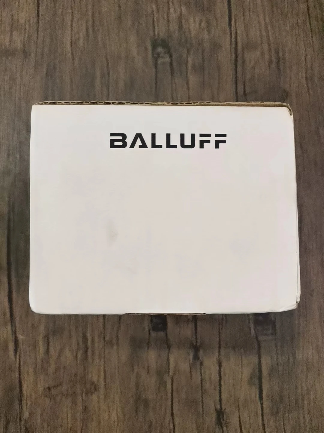 العلامة التجارية الجديدة الأصلية، Balluff BAE00FL BAE PS-XA-1W-24-080-605 متوفرة في المخزون